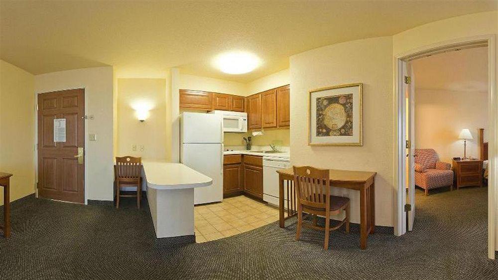 Staybridge Suites Hotel Springfield South, An Ihg Hotel Экстерьер фото
